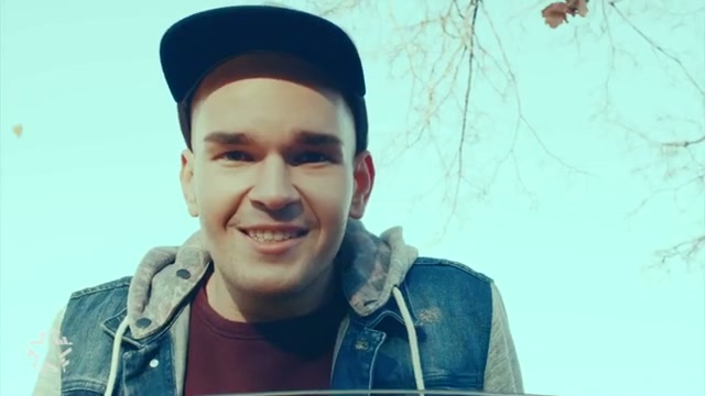 Alexandros tsopozidis 2022. Male male александрос тсопозидис. Сява клипы. Капкан александрос тсопозидис. Клипы мале.