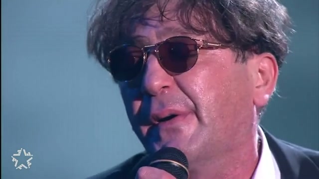 Лепс где то за тучами. Лепс где то. Лепс где то за тучами слушать. Лепс где то. Лепс где то за тучами крокус сити холл.