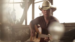 Kenny Chesney - You And Tequila feat. Grace Potter