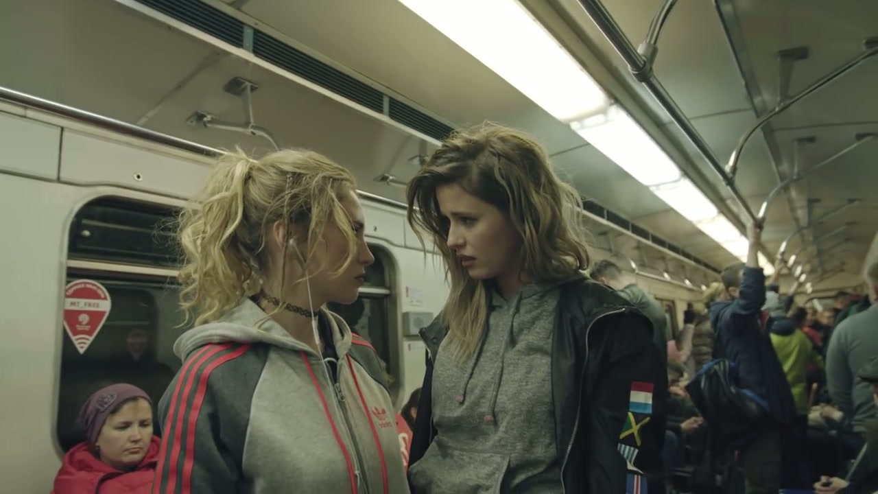 Просто не будь дурой. Просто не будь дурой. Elvira t 2018. Просто не будь дурой. Молоко идиотка.