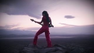 SOFI TUKKER - Batshit