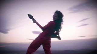 SOFI TUKKER - Batshit