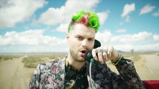 SOFI TUKKER - Batshit