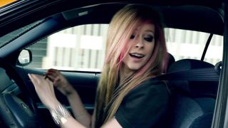 Avril Lavigne - What The Hell