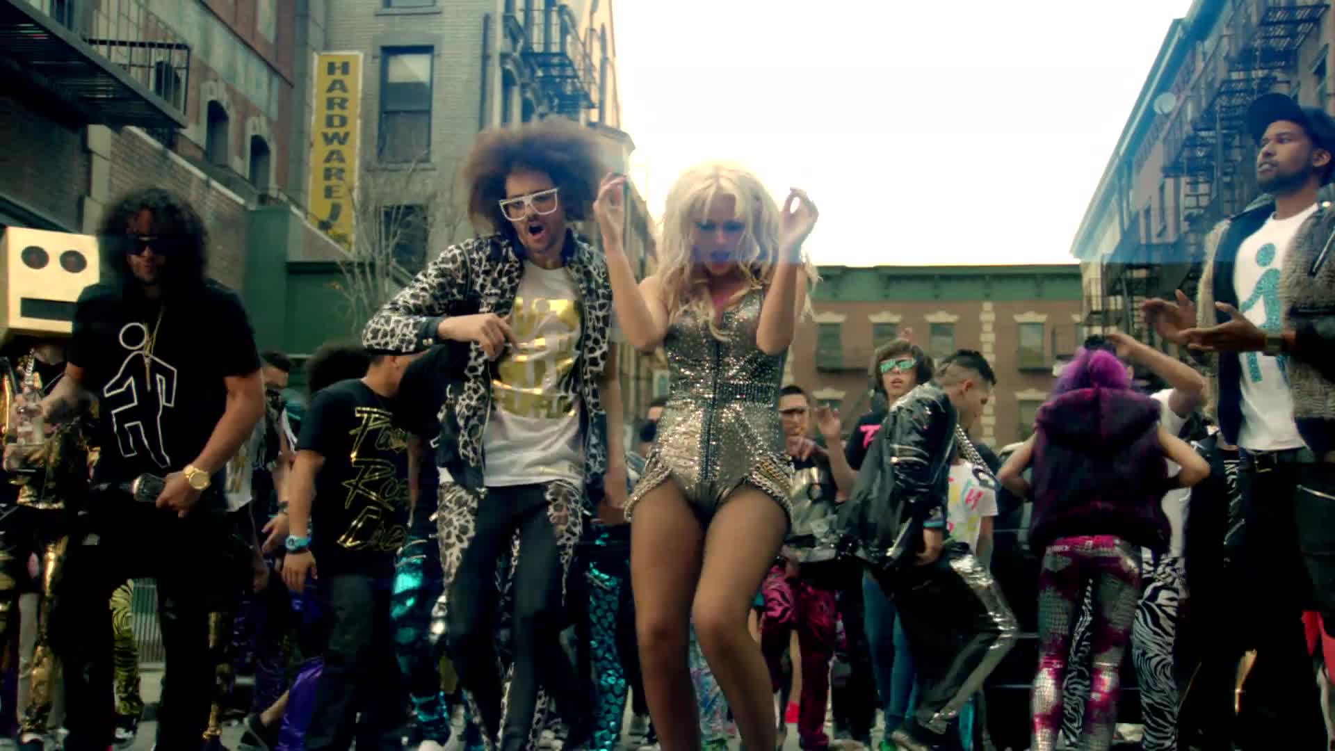 Anthem ft lauren. Lauren Bennett GOONROCK Party Rock Anthem. Беннет из лмфао. Party Rock Anthem (feat. Lauren Bennett & GOONROCK). Клип LMFAO.