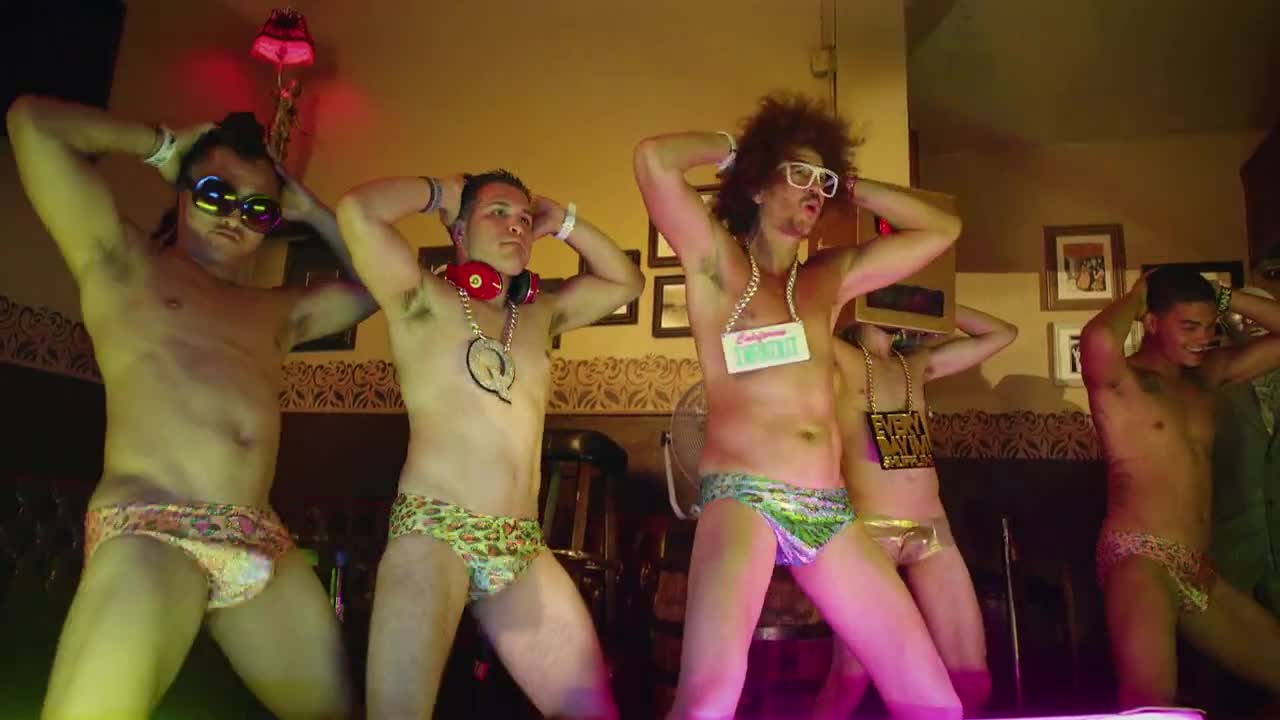 Клип: LMFAO - Sexy and I Know It скачать, смотреть онлайн | Youix.com