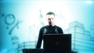 Sound Hackers feat. Настя Любимова - Нереальная Любовь