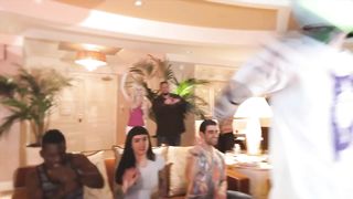 Deadmau5 - Everybody Dance