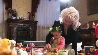 Анжелика Ряпалова - Молодая бабушка