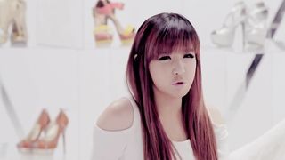 2NE1 - BE MINE